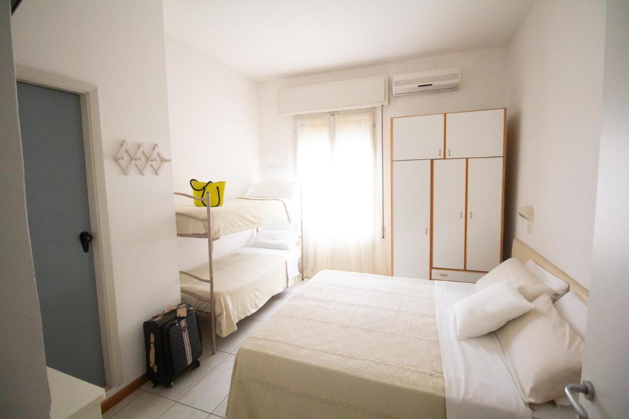 Hotel Morri Bellaria-Igea Marina Bagian luar foto
