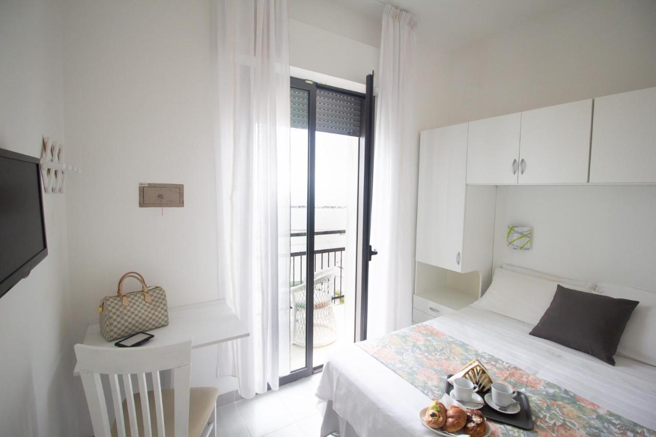 Hotel Morri Bellaria-Igea Marina Bagian luar foto