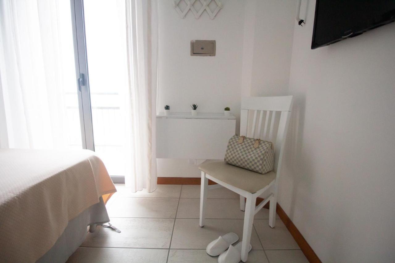 Hotel Morri Bellaria-Igea Marina Bagian luar foto